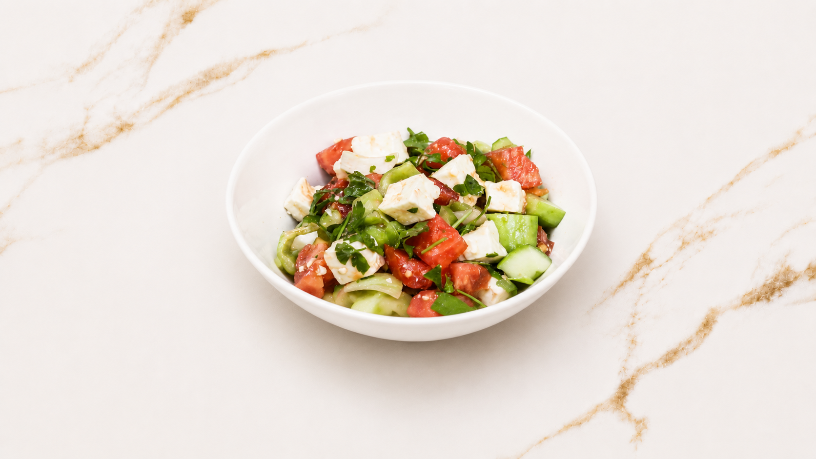 PEYNİRLİ ÇOBAN SALATA